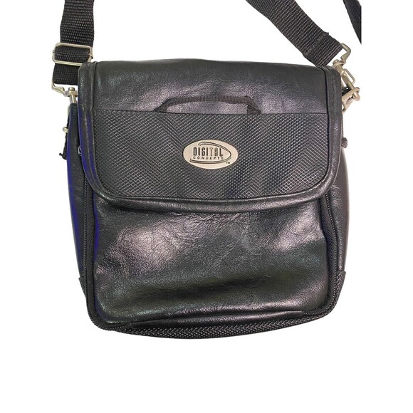 Digital Concepts Camera Carrying Case Crossbody Faux Leather Front Zip - Picture 2 of 13